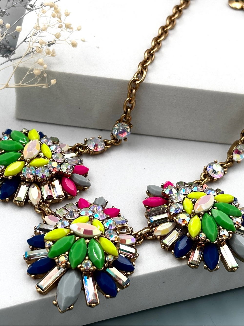 J.Crew vintage Gold tone multi color crystal statement necklace - Picture 10 of 10
